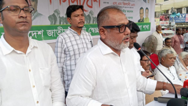 হাসিনা ফিরুক, আমরা বরণ করতে প্রস্তুত: এস এম জিলানী