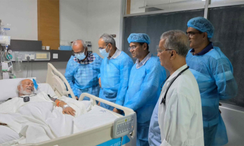হাসপাতালে মঈন খানের শারীরিক অবস্থার খোঁজ নিলেন প্রধানমন্ত্রীর