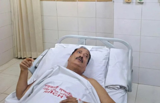 উন্নত চিকিৎসার জন্য ঢাকায় নেওয়া হলো ভূমিমন্ত্রী মিনুকে