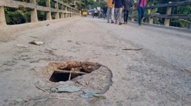 ভাঙছে সুতিয়া ব্রিজ, বাড়ছে দুর্ঘটনার শঙ্কা