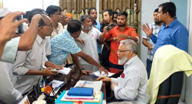 চাপের মুখে রামেবি ভিসির পদত্যাগ, জোর করে সই নেওয়ার অভিযোগ