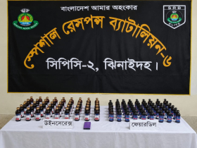 কালীগঞ্জে ফেয়ারডিল ও উইনকেরেক্সসহ গ্রেফতার ৩