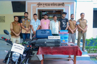 পুঠিয়ায় চুরি হওয়া আইফোন-ডলার উদ্ধার, আটক ৪