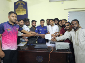 আমির হামজার মাহফিল, রাজনৈতিক বক্তব্য বন্ধে প্রশাসনকে স্মারকলিপি