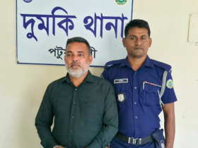 দুমকিতে বিএনপির কার্যালয় ভাঙচুরের মামলায় আ.লীগ নেতা আটক