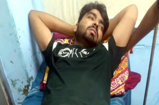 খুলনায় দুর্বৃত্তের গুলিতে যুবক আহত, মোবাইল ছিনিয়ে নেওয়ার অভিযোগ