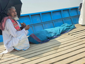 ট্রলারেই ঝরল গৃহবধূর প্রাণ, চরভদ্রাসনে হাসপাতাল নির্মাণের দাবি