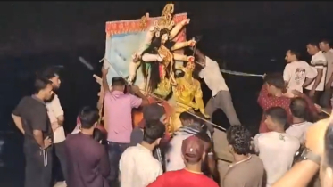 পুঠিয়ায় বিসর্জনের মধ্য দিয়ে দুর্গাপূজার সমাপ্তি