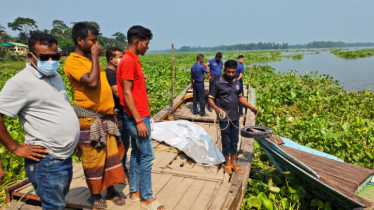 ‎পিরোজপুরে ট্রলারডুবি: মেয়ের পর ৪০ ঘণ্টা পর মিলল মায়ের মরদেহ