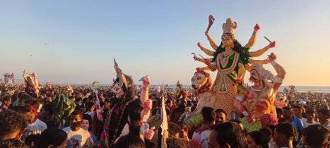 কক্সবাজার সৈকতে দেশের বৃহত্তম প্রতিমা বিসর্জন, সম্প্রীতির মিলনমেলা