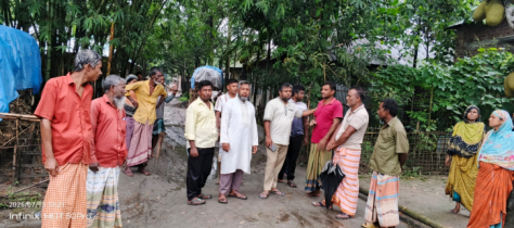 ব্যক্তিগত উদ্যোগে সড়ক সংস্কার, স্বস্তি ফিরল ডাঙ্গাপাড়ার মানুষের মাঝে