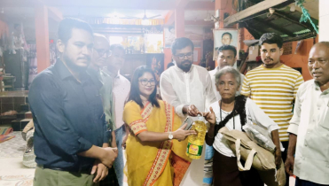 চৌফলদণ্ডীতে প্রবারণা পূর্ণিমায় ১০০ পরিবার পেল খাদ্যসহায়তা