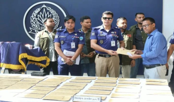চট্টগ্রামে উদ্ধার ১০৭ মোবাইল ফোন, মালিকদের হাতে হস্তান্তর
