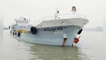 মোংলা পশুর নদীতে ১২শ মেঃ টন কয়লা বোঝাই কার্গো জাহাজ ডুবি