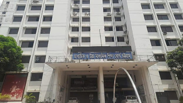 পাহাড়ের তিন জেলায় পাসের হার কম, পিছিয়ে খাগড়াছড়ি