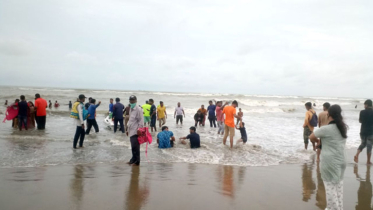 হিমছড়িতে নিখোঁজ নর্থ সাউথের শিক্ষার্থীর মরদেহ উদ্ধার