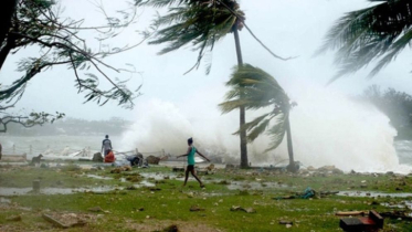 বঙ্গোপসাগরে সৃষ্টি হচ্ছে ‘শক্তিশালী ঘূর্ণিঝড়’