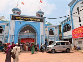শাহজালাল মাজারের দানবাক্সের টাকা নিয়ে নতুন সিদ্ধান্ত