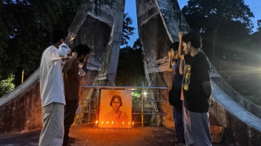 প্রীতিলতার আত্মাহুতি দিবসে চবিতে মোমবাতি প্রজ্বলন