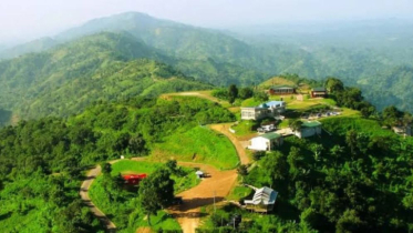 জ্বালানীর দাম বৃদ্ধিতে বান্দরবান ভ্রমণে বাড়তি খরচ, অস্বস্তিতে পর্যটক