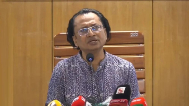 দেশে এলপিজির সংকট নেই, মজুতকারীর বিরুদ্ধে ব্যবস্থা: তথ্য উপদেষ্টা