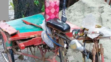 সদরপুরে চলন্ত ভ্যানের চাকায় ওড়না পেঁচিয়ে কিশোরীর মৃত্যু