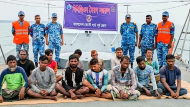 গভীর সমুদ্রে ইঞ্জিন বিকল, ফিশিং বোটসহ ১৩ জেলে উদ্ধার